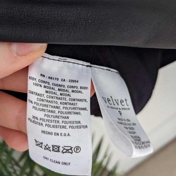 Velvet by Graham & Spencer Dress - Picture 9 of 9